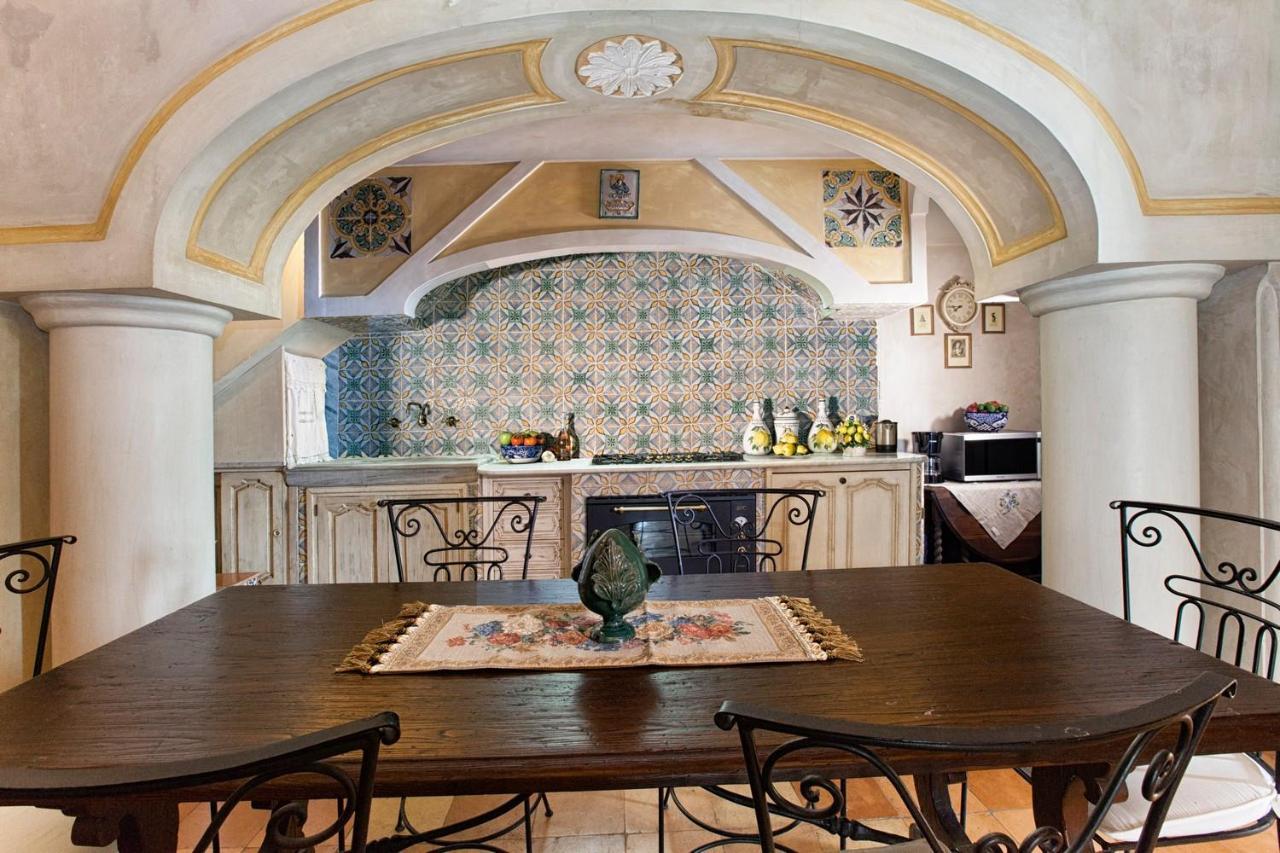 Estate4Home - Palazzo Crocione Positano Eksteriør bilde